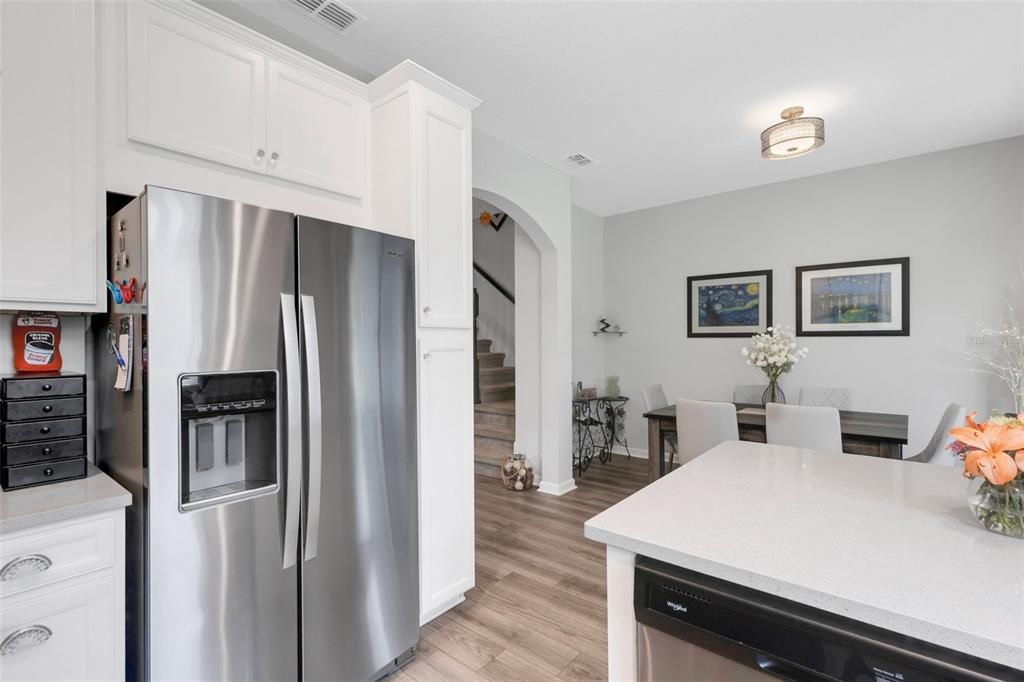 For Sale: $405,000 (3 beds, 2 baths, 1635 Square Feet)