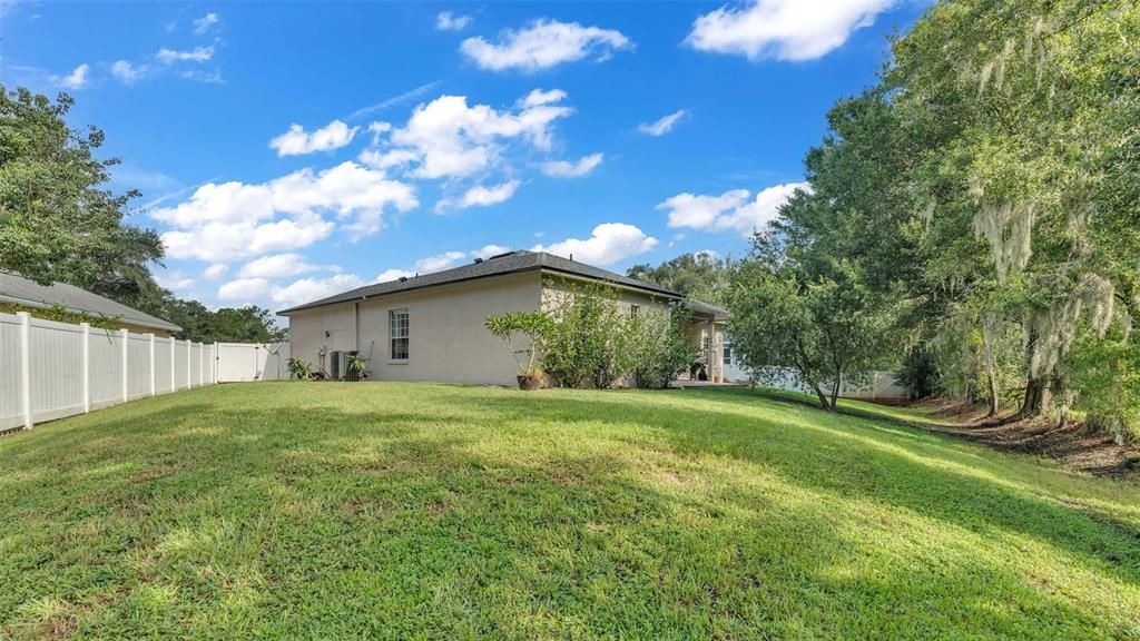 Active With Contract: $350,000 (3 beds, 2 baths, 1777 Square Feet)