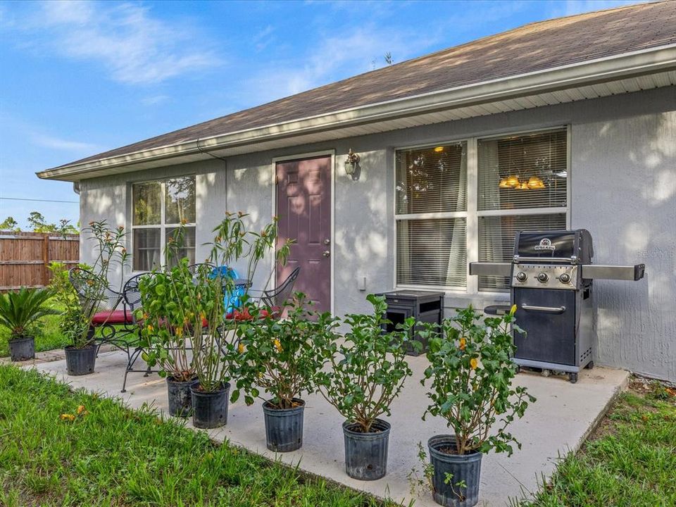 Active With Contract: $249,000 (3 beds, 2 baths, 1761 Square Feet)