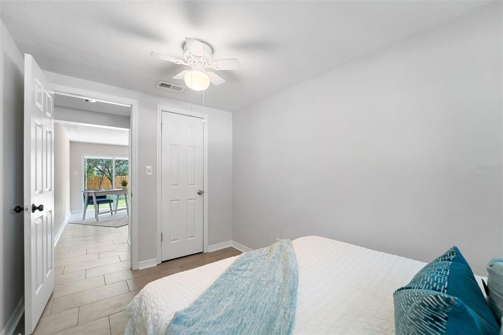 Active With Contract: $459,900 (3 beds, 2 baths, 1336 Square Feet)