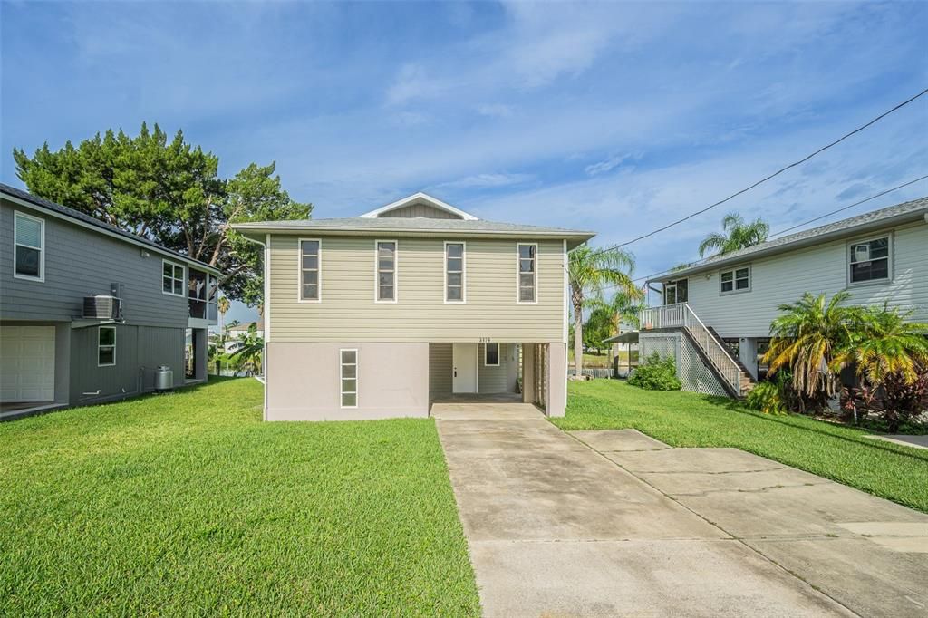 Active With Contract: $399,000 (3 beds, 2 baths, 1092 Square Feet)