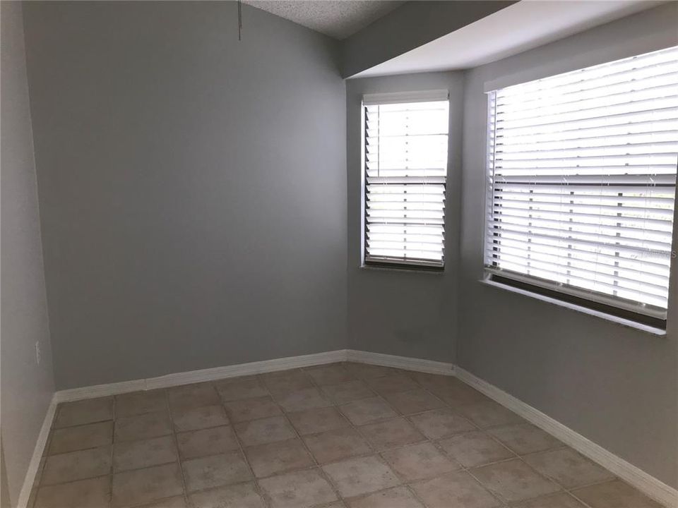 For Sale: $310,000 (2 beds, 2 baths, 1232 Square Feet)