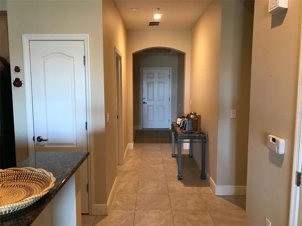 For Rent: $2,300 (3 beds, 2 baths, 1682 Square Feet)