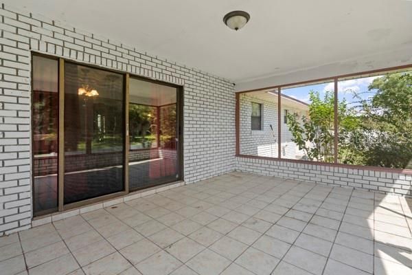 Rear screened in porch