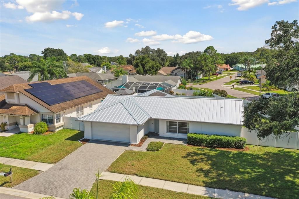 For Sale: $499,900 (3 beds, 2 baths, 1581 Square Feet)