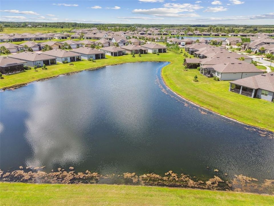 Active With Contract: $824,900 (3 beds, 3 baths, 2496 Square Feet)