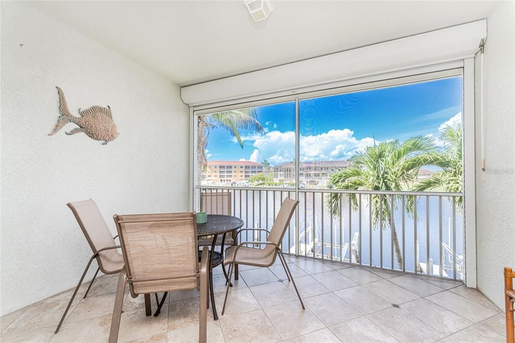 Expansive lanai with remote control hurricane shutter