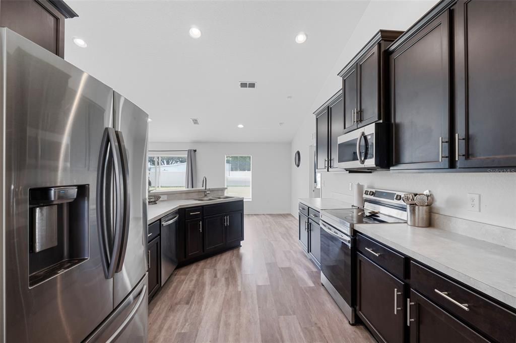 Active With Contract: $340,000 (4 beds, 2 baths, 1792 Square Feet)