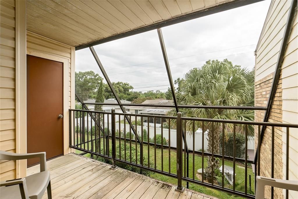 Second story balcony view