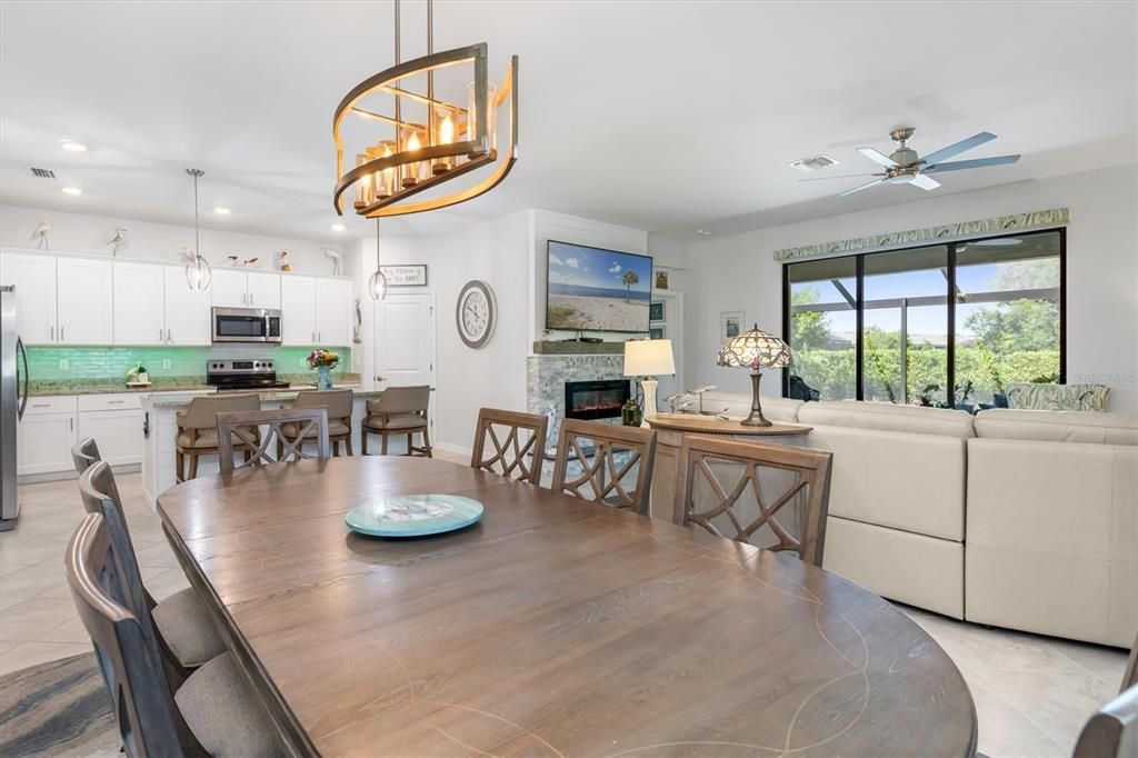 Lighting•Backsplash•Ceiling fans•Fireplace are ALL Upgrades !