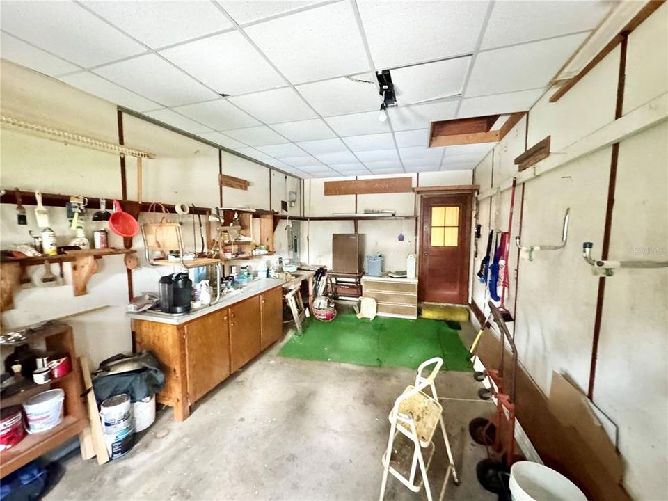 For Sale: $330,000 (2 beds, 2 baths, 1192 Square Feet)