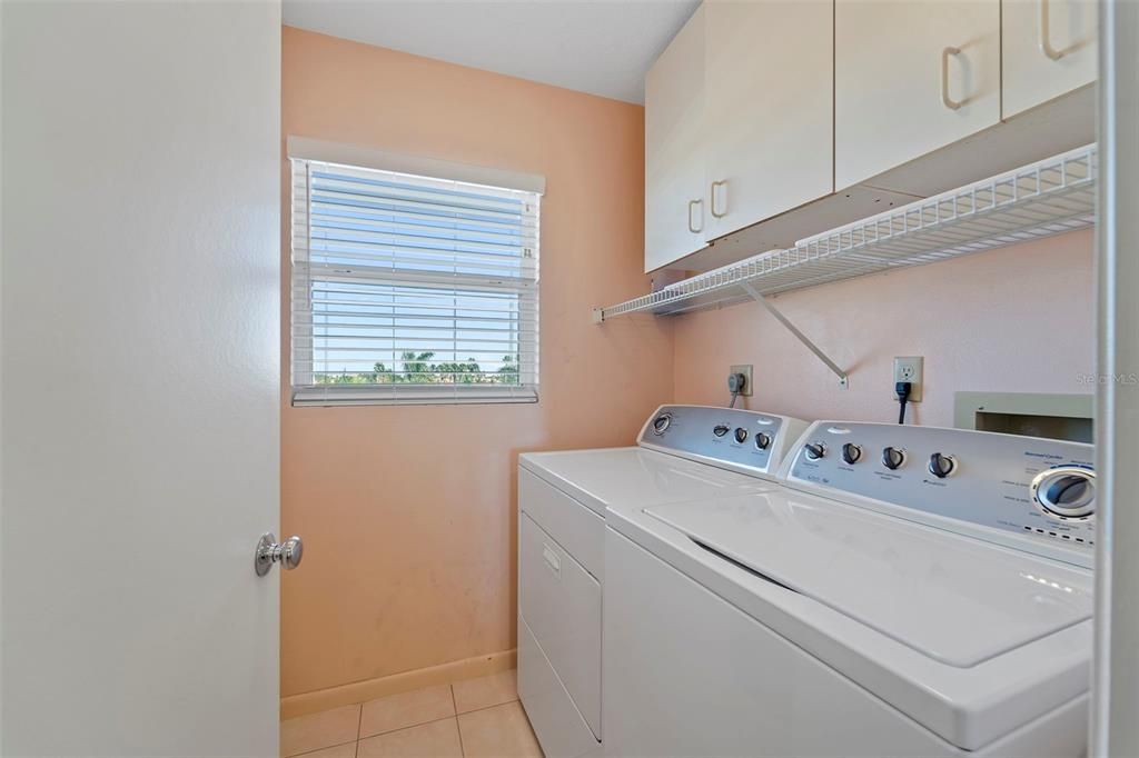 For Rent: $2,600 (2 beds, 2 baths, 1080 Square Feet)