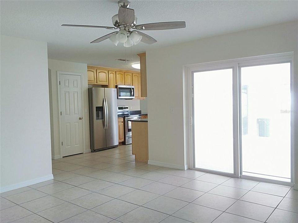 For Rent: $2,350 (3 beds, 2 baths, 1565 Square Feet)