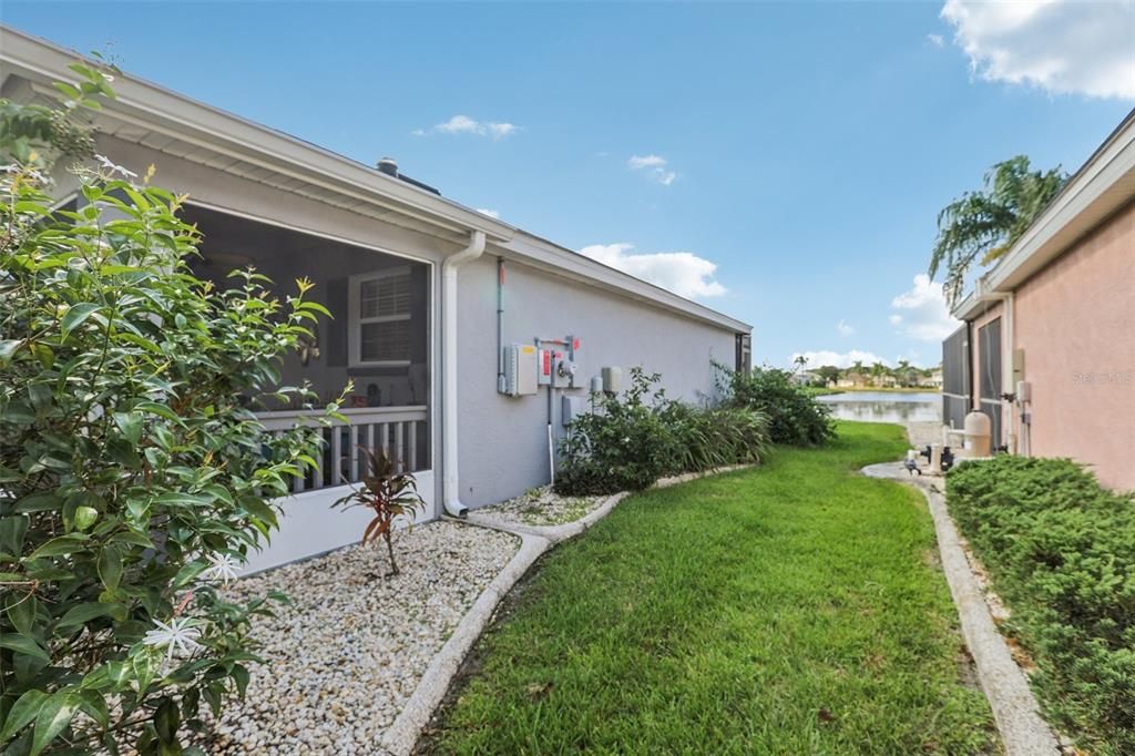 Active With Contract: $469,900 (3 beds, 2 baths, 1725 Square Feet)