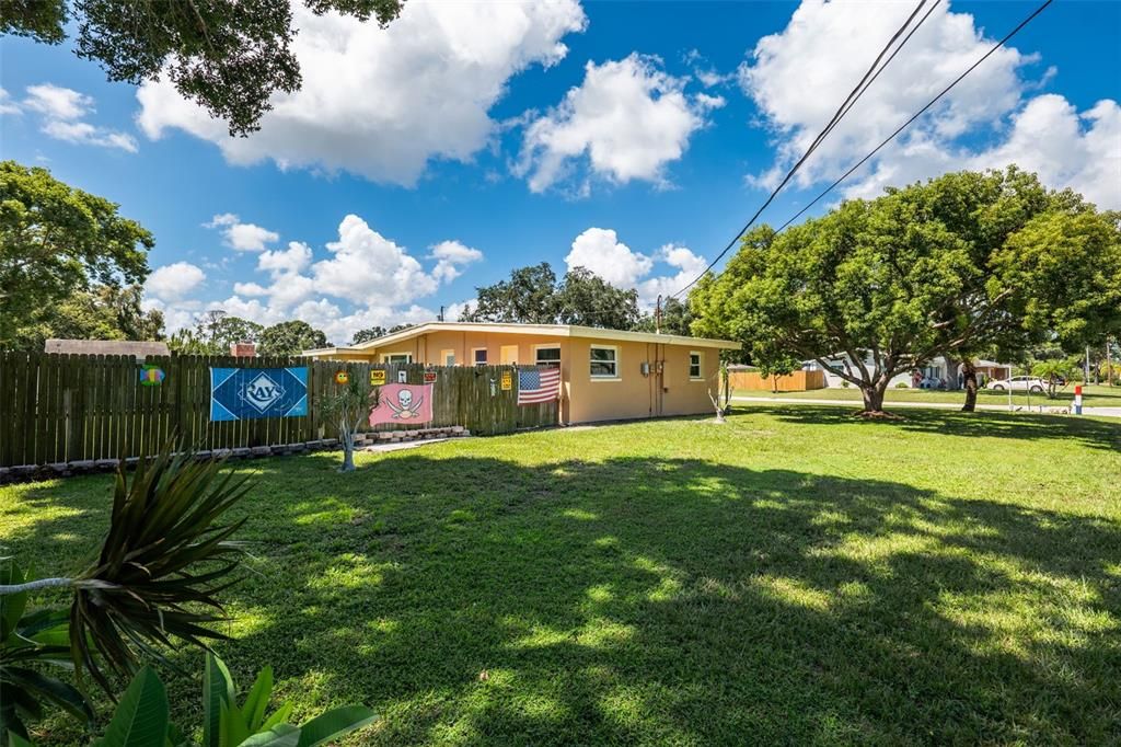 Active With Contract: $399,000 (3 beds, 2 baths, 1144 Square Feet)