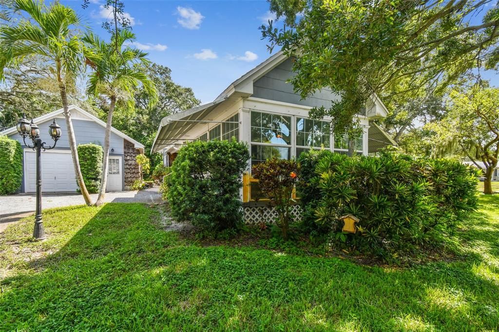 For Sale: $675,000 (3 beds, 2 baths, 2191 Square Feet)