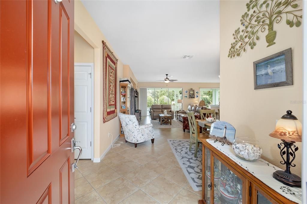 For Sale: $329,900 (3 beds, 2 baths, 1736 Square Feet)