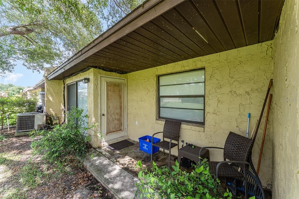 For Sale: $159,000 (2 beds, 2 baths, 1252 Square Feet)