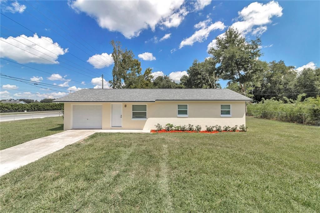 For Sale: $244,900 (3 beds, 2 baths, 1040 Square Feet)