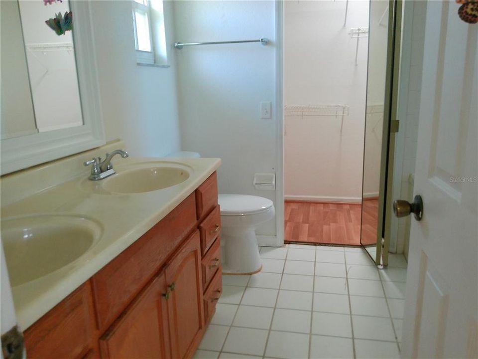 For Rent: $1,750 (3 beds, 2 baths, 1469 Square Feet)