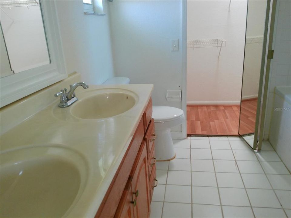 For Rent: $1,750 (3 beds, 2 baths, 1469 Square Feet)