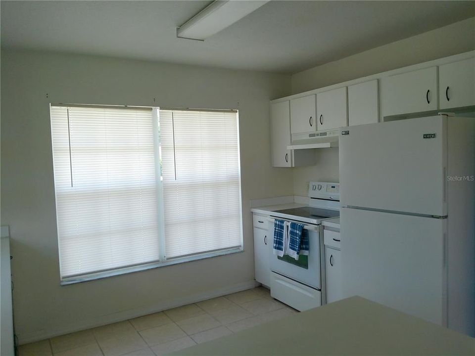 For Rent: $1,750 (3 beds, 2 baths, 1469 Square Feet)