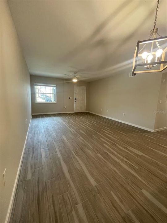 For Rent: $1,700 (2 beds, 2 baths, 1056 Square Feet)