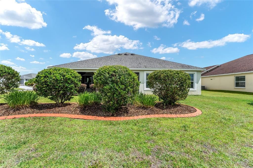 For Sale: $519,000 (3 beds, 2 baths, 1904 Square Feet)