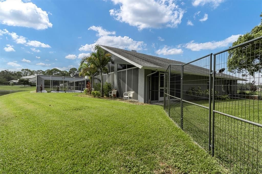 For Sale: $750,000 (4 beds, 2 baths, 3611 Square Feet)