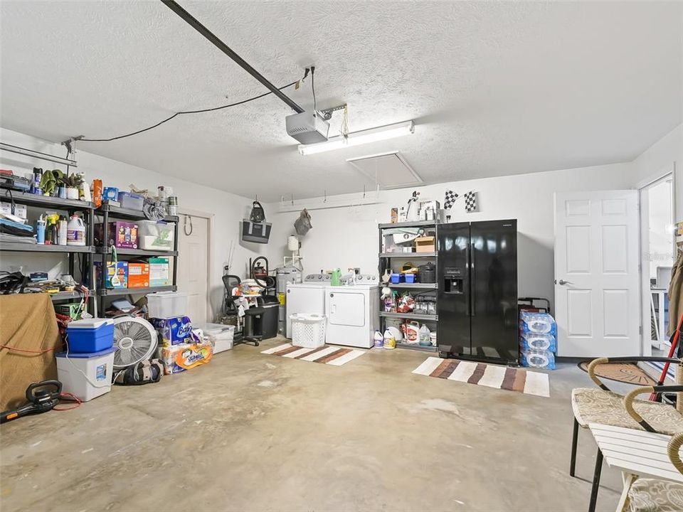 For Sale: $349,000 (3 beds, 2 baths, 1296 Square Feet)