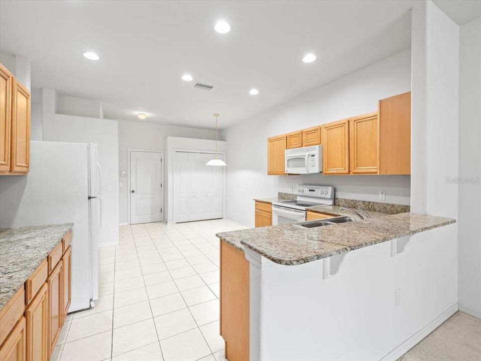 For Sale: $269,900 (3 beds, 2 baths, 1607 Square Feet)