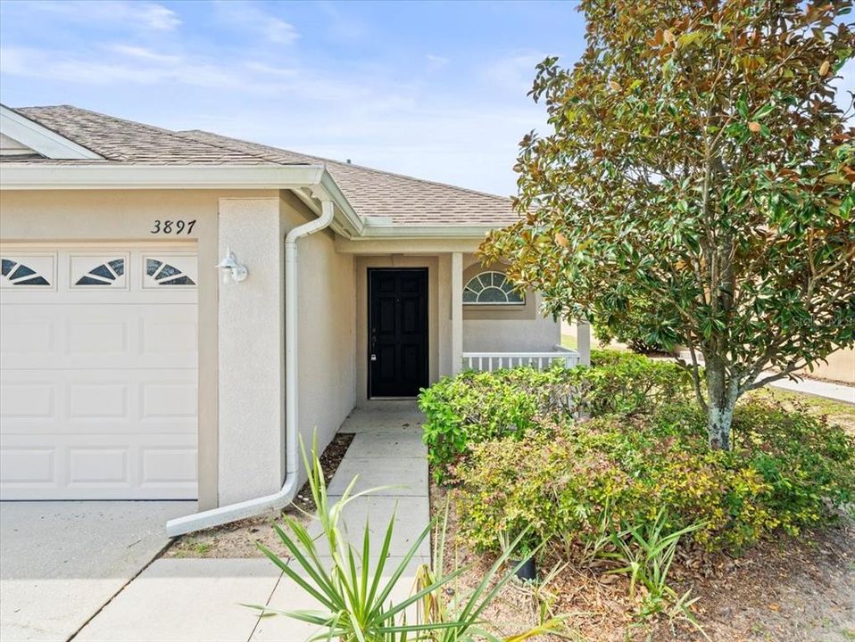 For Sale: $269,900 (3 beds, 2 baths, 1607 Square Feet)