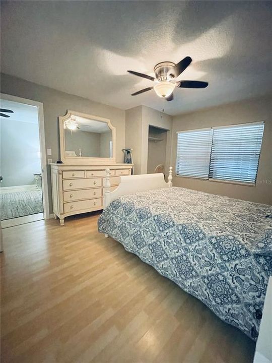 For Rent: $1,500 (2 beds, 2 baths, 884 Square Feet)