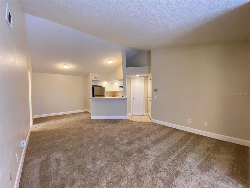 For Rent: $1,795 (3 beds, 2 baths, 1253 Square Feet)