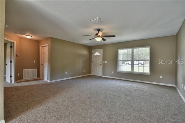 Active With Contract: $239,900 (3 beds, 2 baths, 1331 Square Feet)