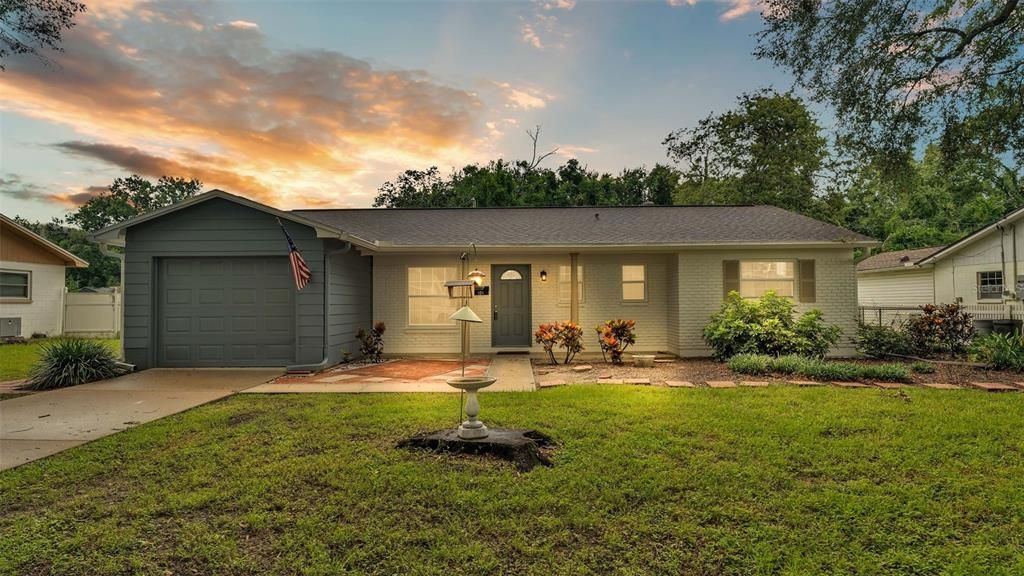 Recently Sold: $339,000 (4 beds, 3 baths, 1722 Square Feet)