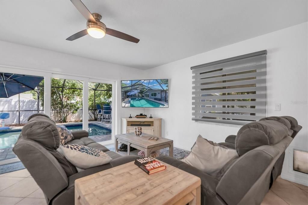 Active With Contract: $775,000 (5 beds, 3 baths, 2091 Square Feet)