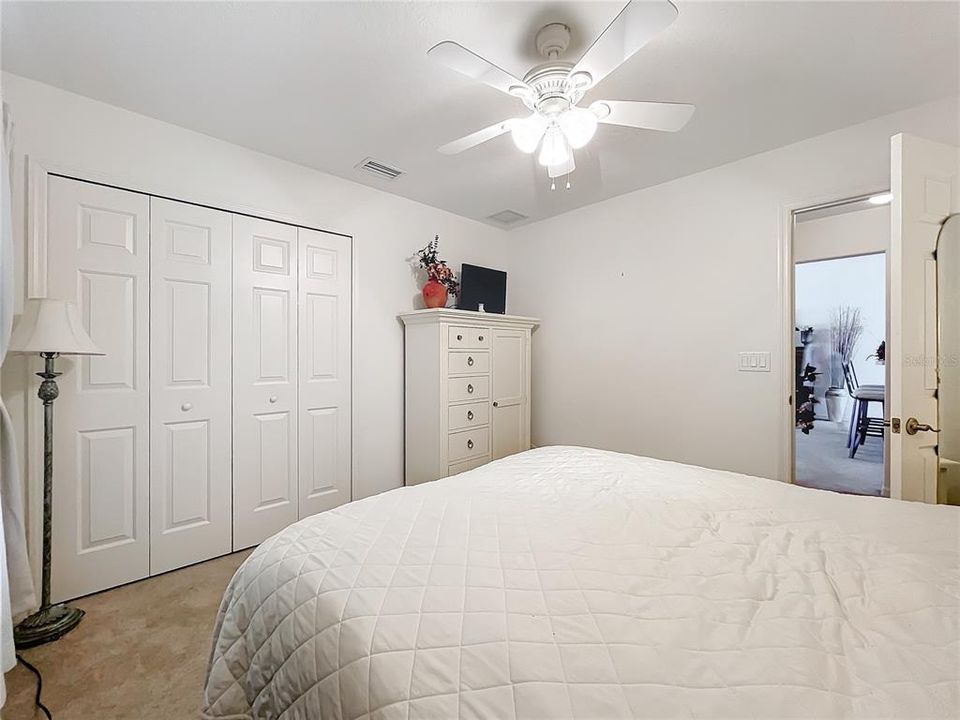 Active With Contract: $299,000 (3 beds, 2 baths, 1462 Square Feet)