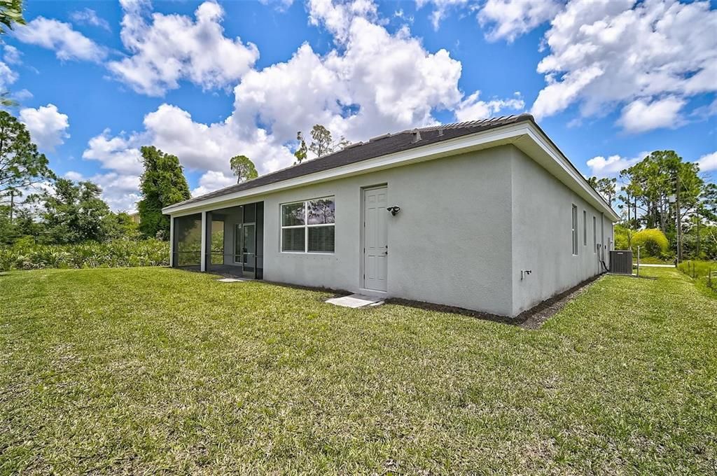 Active With Contract: $450,000 (3 beds, 3 baths, 2676 Square Feet)