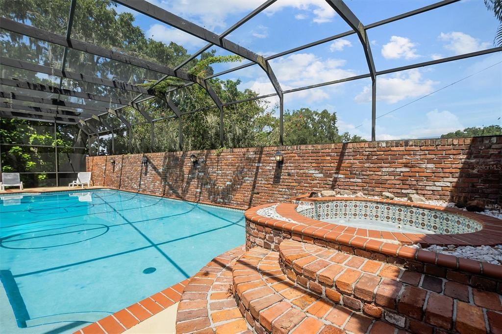 En Venta: $1,300,000 (5 camas, 4 baños, 4591 Pies cuadrados)