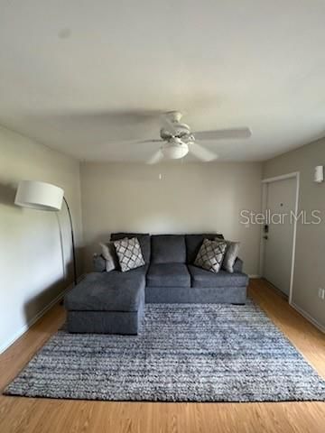 Active With Contract: $1,390 (1 beds, 1 baths, 552 Square Feet)