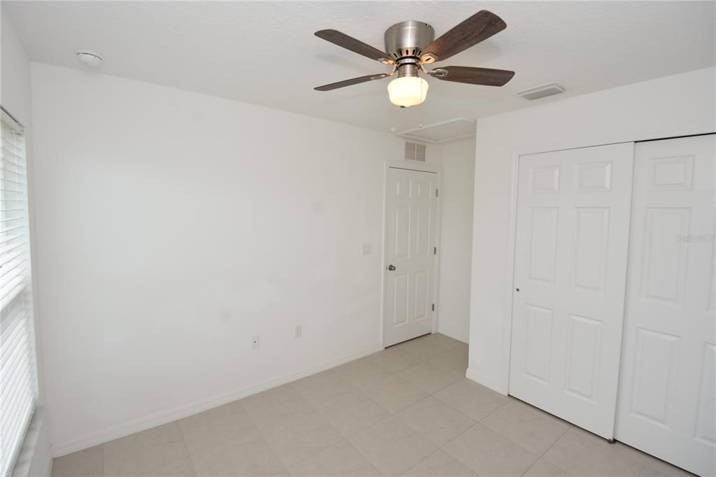 For Rent: $1,750 (3 beds, 2 baths, 1211 Square Feet)