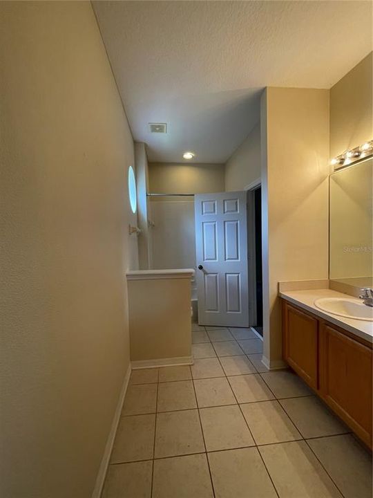 For Rent: $2,100 (3 beds, 2 baths, 1472 Square Feet)