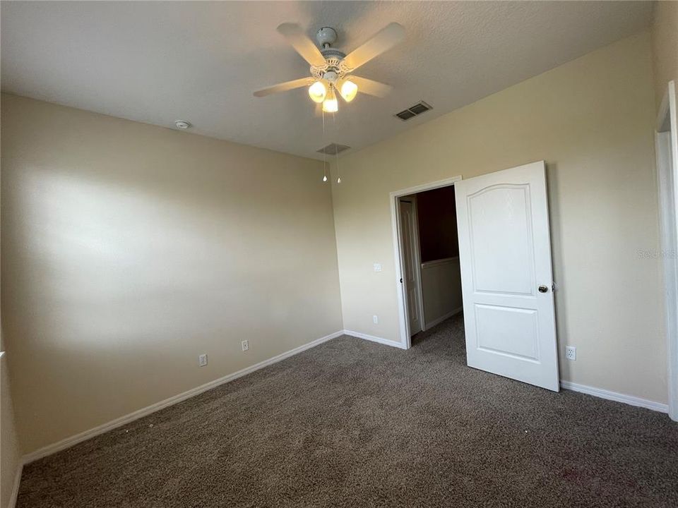 For Rent: $2,100 (3 beds, 2 baths, 1472 Square Feet)