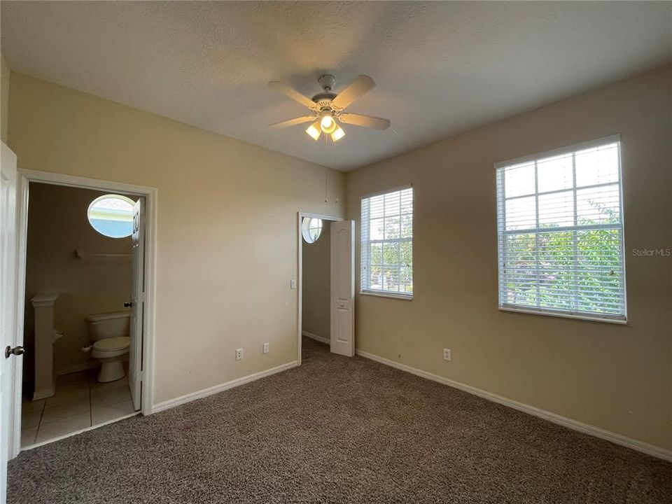 For Rent: $2,100 (3 beds, 2 baths, 1472 Square Feet)