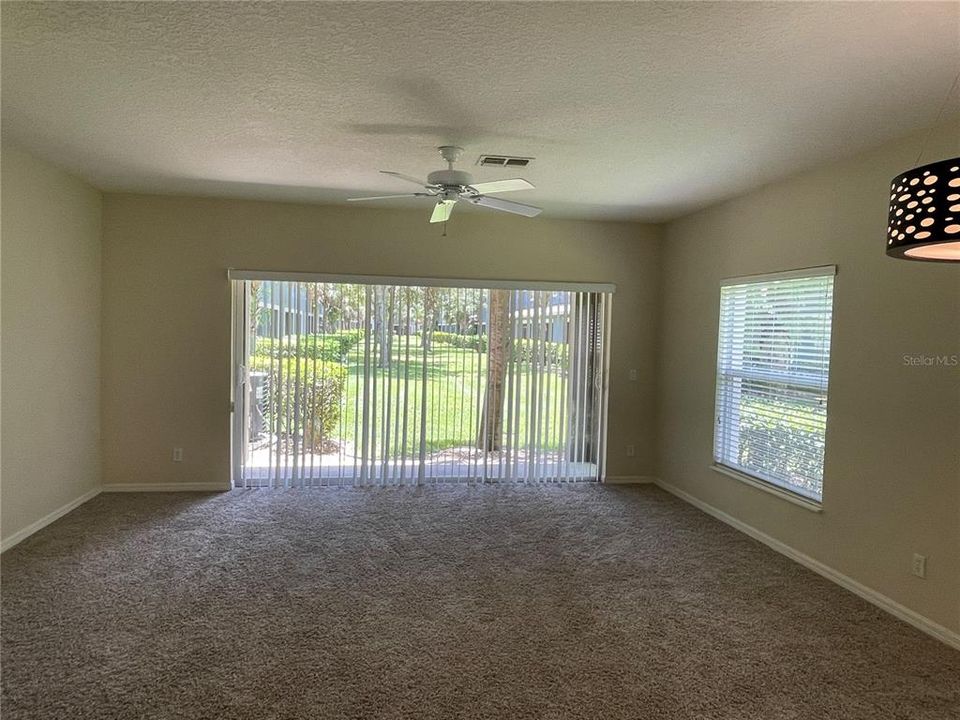 For Rent: $2,100 (3 beds, 2 baths, 1472 Square Feet)