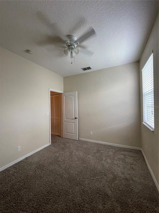 For Rent: $2,100 (3 beds, 2 baths, 1472 Square Feet)