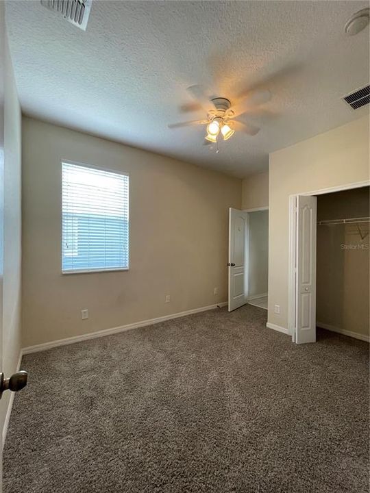 For Rent: $2,100 (3 beds, 2 baths, 1472 Square Feet)