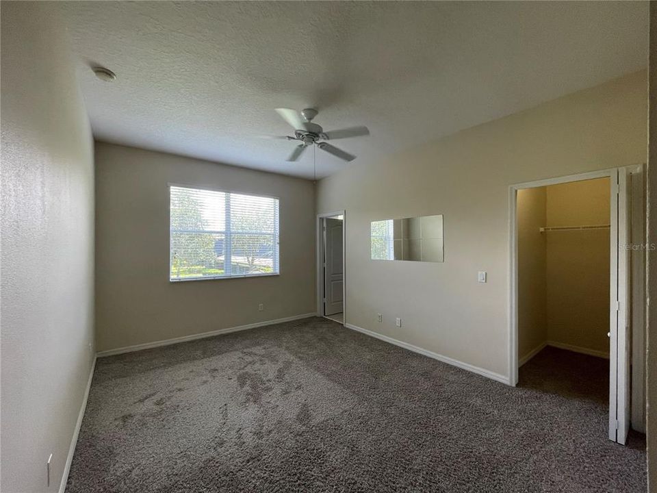 For Rent: $2,100 (3 beds, 2 baths, 1472 Square Feet)