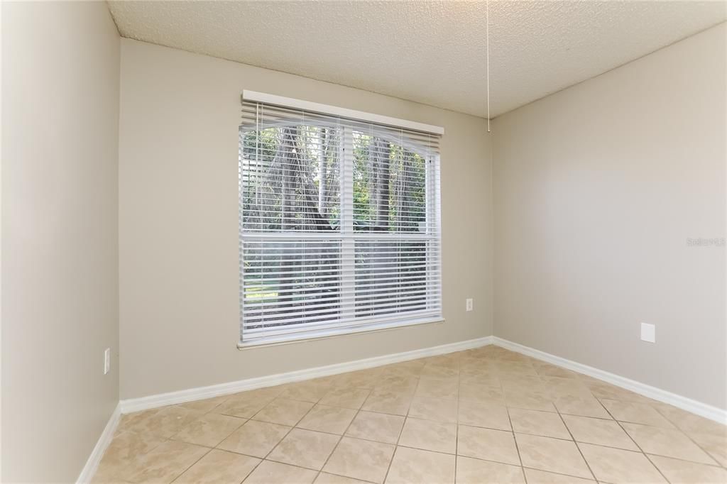 For Rent: $2,250 (3 beds, 2 baths, 1465 Square Feet)